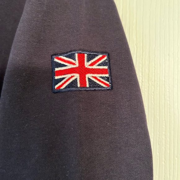 London Themed Zip Sweatshirt - Picture 4 of 4